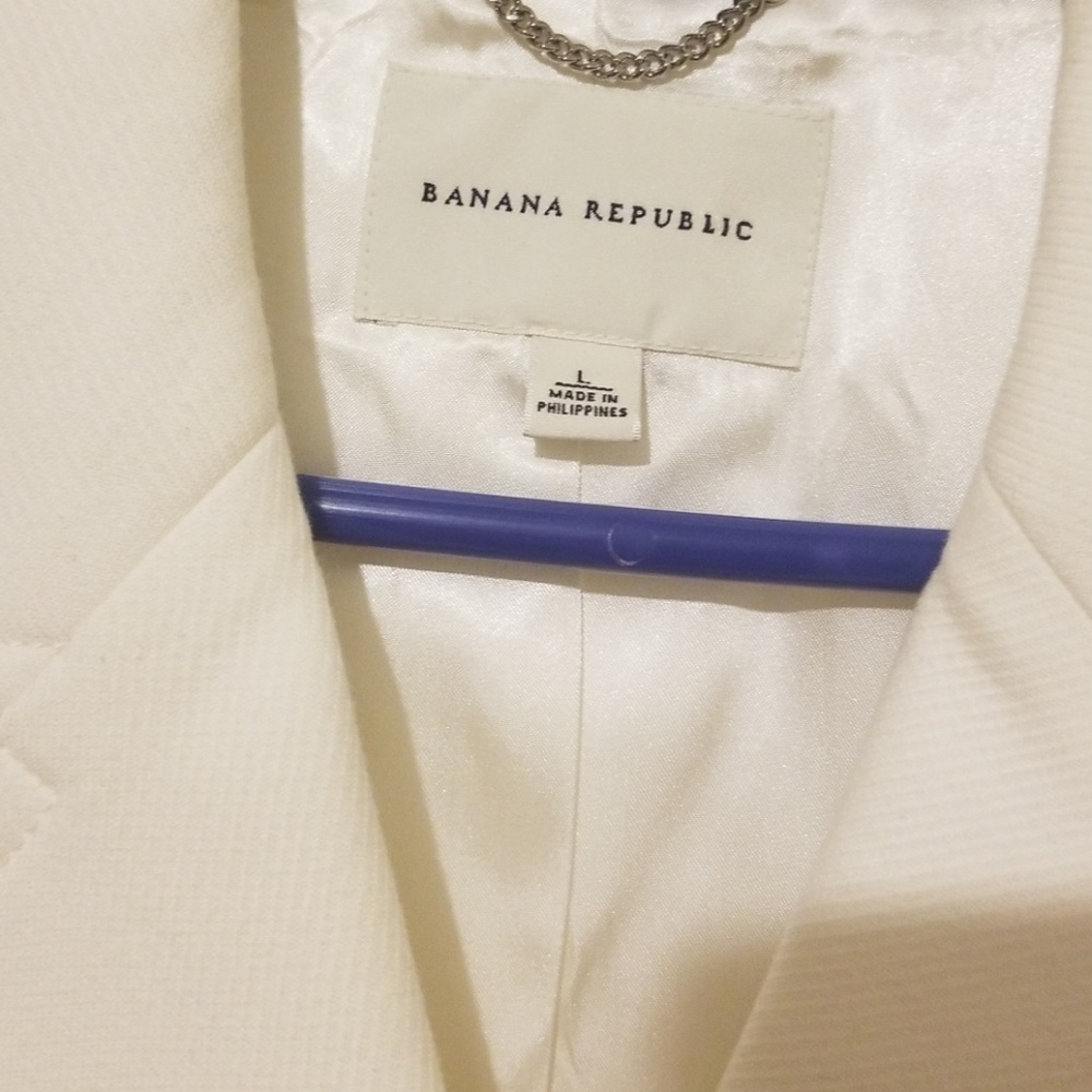 Blazer - Picture 2 of 2